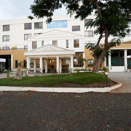 Sanskruti Heritage Resort Shirdi Luaran gambar